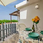 Apartament Bouganville *