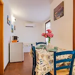 Bouganville Apartament Palazzo (Livorno)