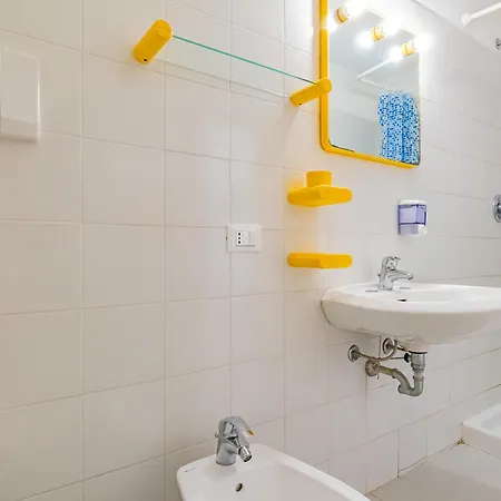 Bouganville Apartamento Palazzo (Livorno)