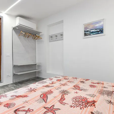 Bouganville Apartamento Palazzo (Livorno)